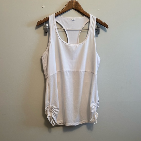 ✨$8 CLEAR-OUT✨ Fabletics Sport Workout Ruched Racerback Active Tank Top White - Picture 1 of 5